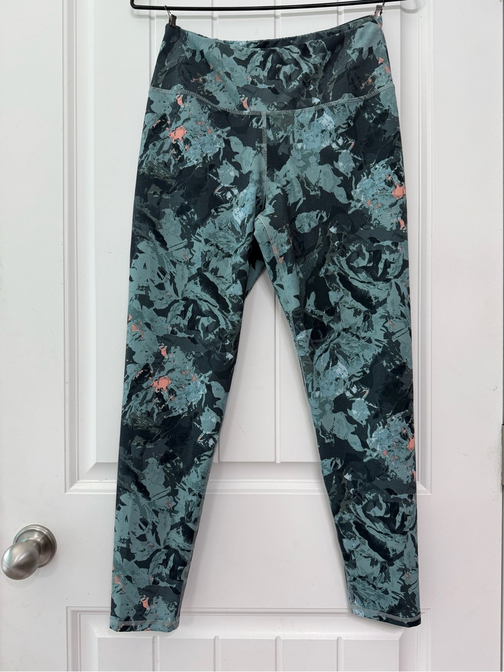 Tahari Sport Women’s Teal & Coral Printed Leggings Athletic Athleisure Yoga